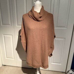 Old Navy Camel Tan Brown Poncho Sweater Size XS-S Pullover Cowlneck EUC